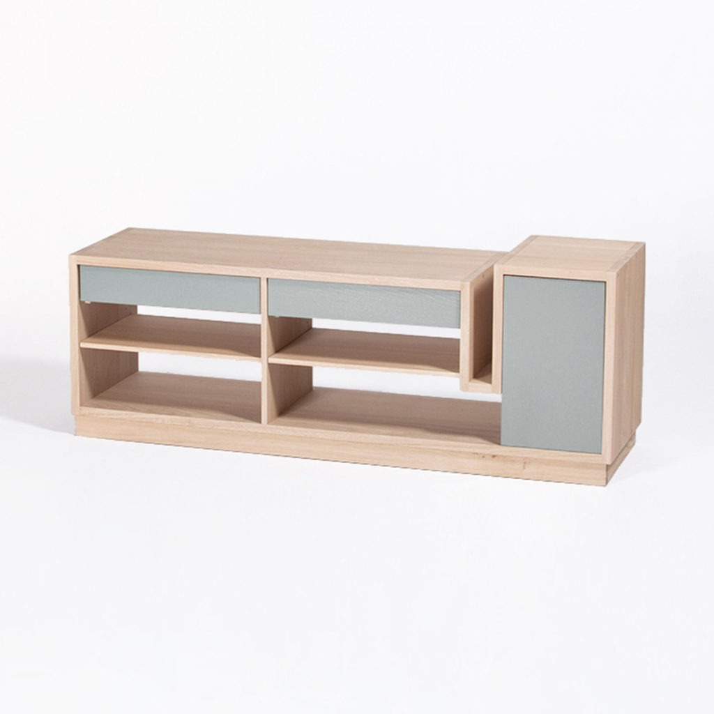 meuble TV GLYCINE bois massif gris mobilier parfait pour cacher les fils dans le salon