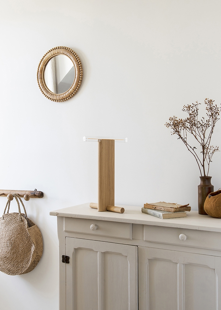 accessoiriser une console inspiration de décoration slow life entrée minimaliste épurée caimaieu blanc et bois naturel philosophie slow life